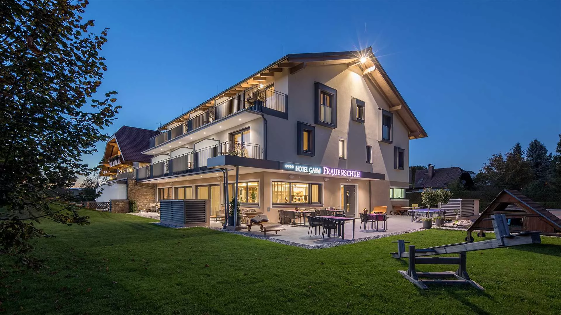 Hotel Pension Frauenschuh — 5020 Salzburg